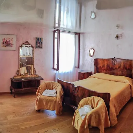 Ca' Degli Artisti Apartment